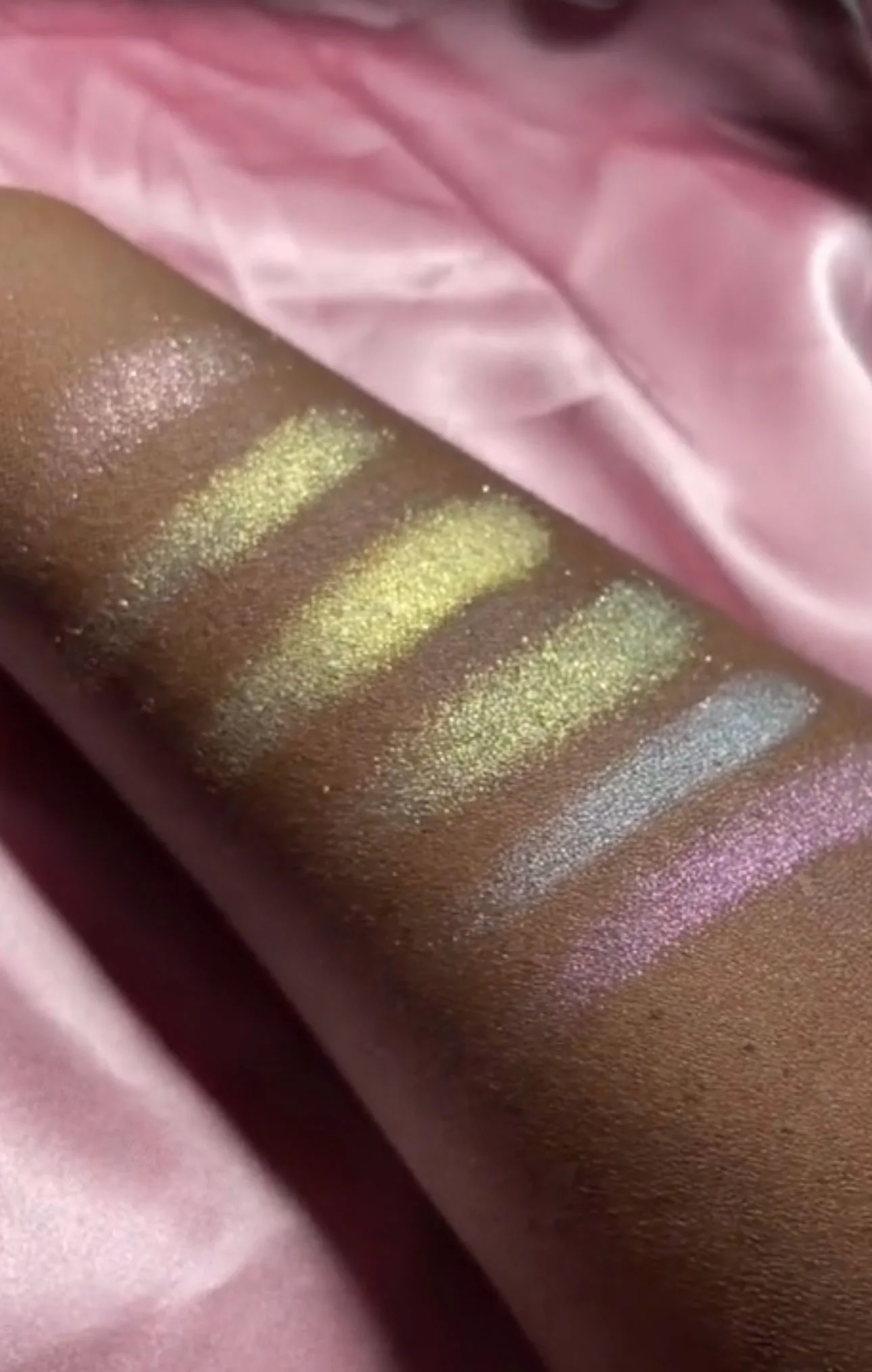 “YoUr HiGhLiGhT iS ToO BrIgHt” Highlighter Palette - Image 13