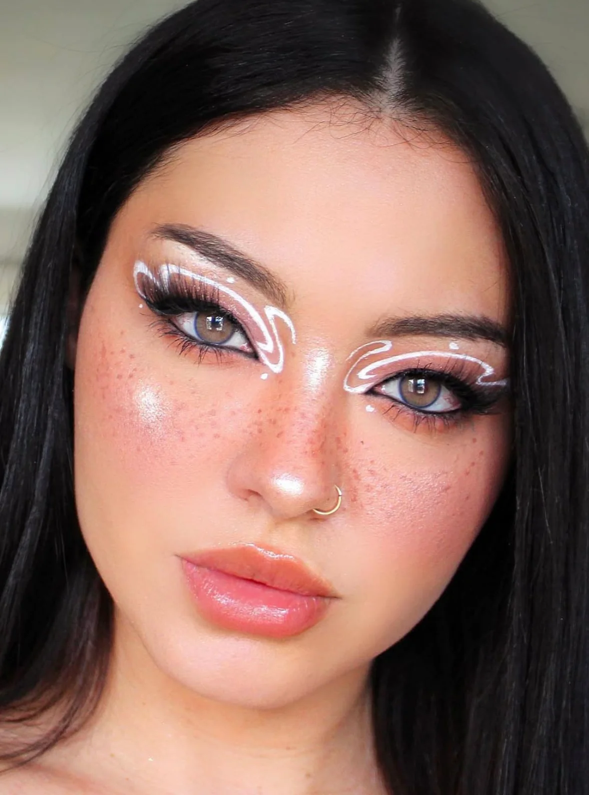 “YoUr HiGhLiGhT iS ToO BrIgHt” Neutrals Highlighter Palette - Image 3